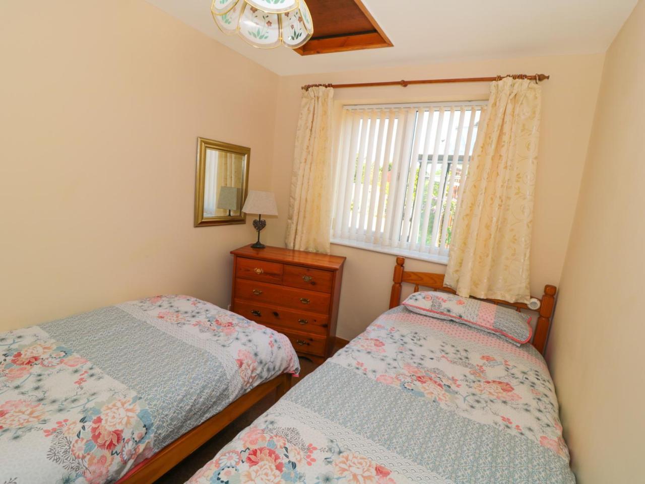 River Gardens Cottage Whitby Eksteriør billede